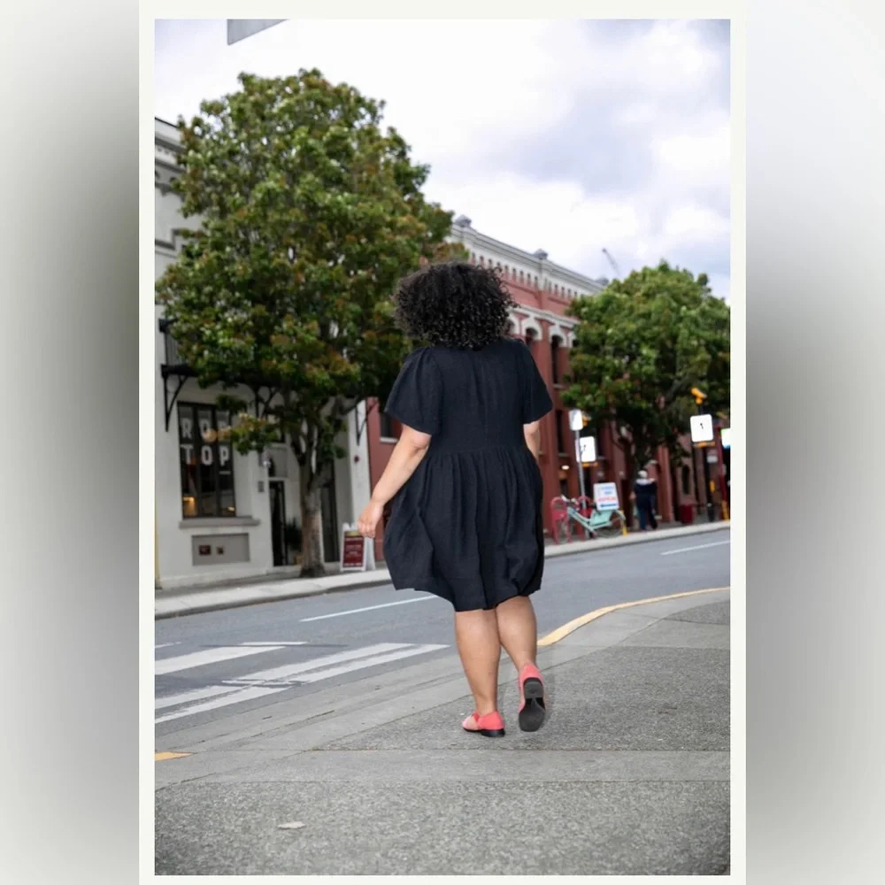 Mini Agnes Dress in Black Woven from Shelter Clothing (slow fashion) - Picture 5 of 8